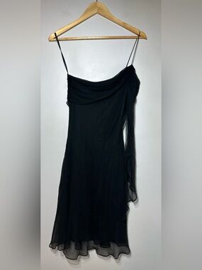 100 percent Silk Black one shoulder  Spaghetti-Strap Evening Dress. Size 6